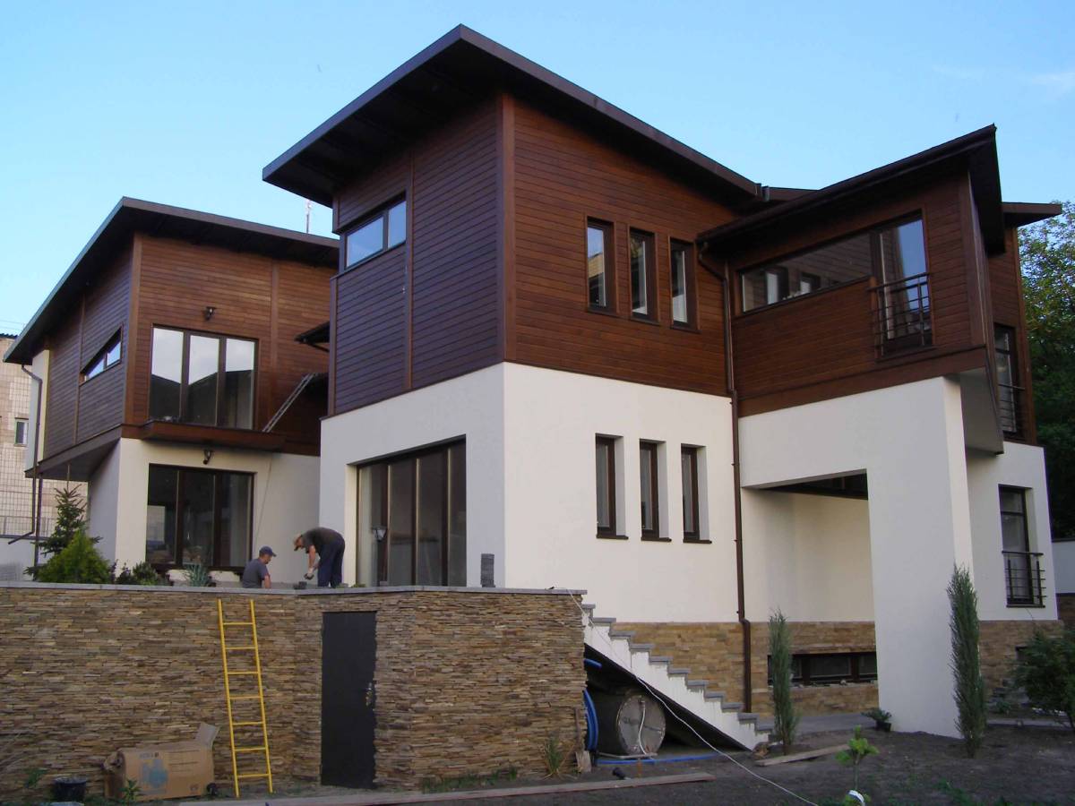 Житловий будинок  вул. Кримська