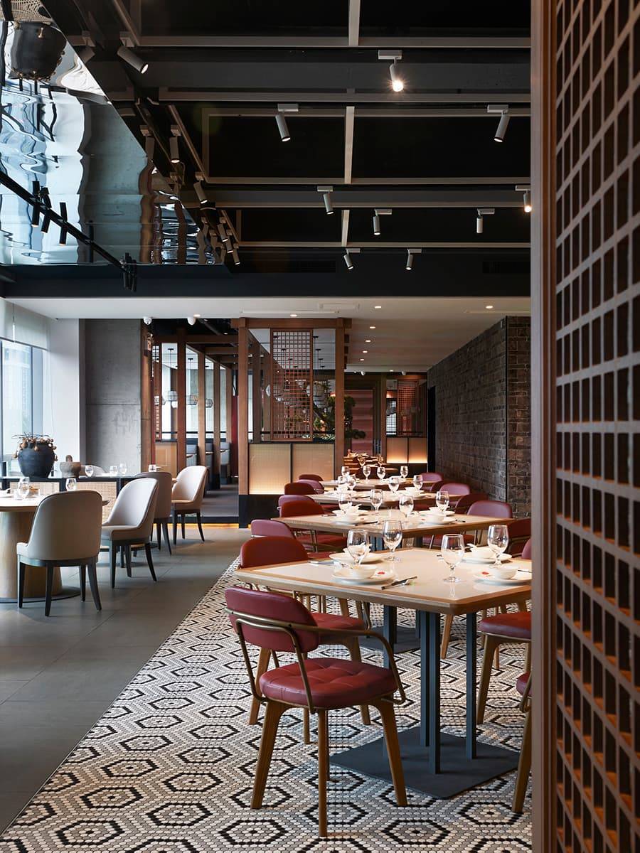 Бар  в еклектичному стилі