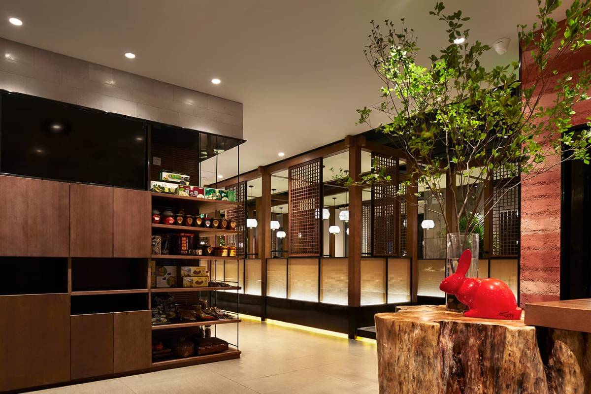 Бар  в еклектичному стилі