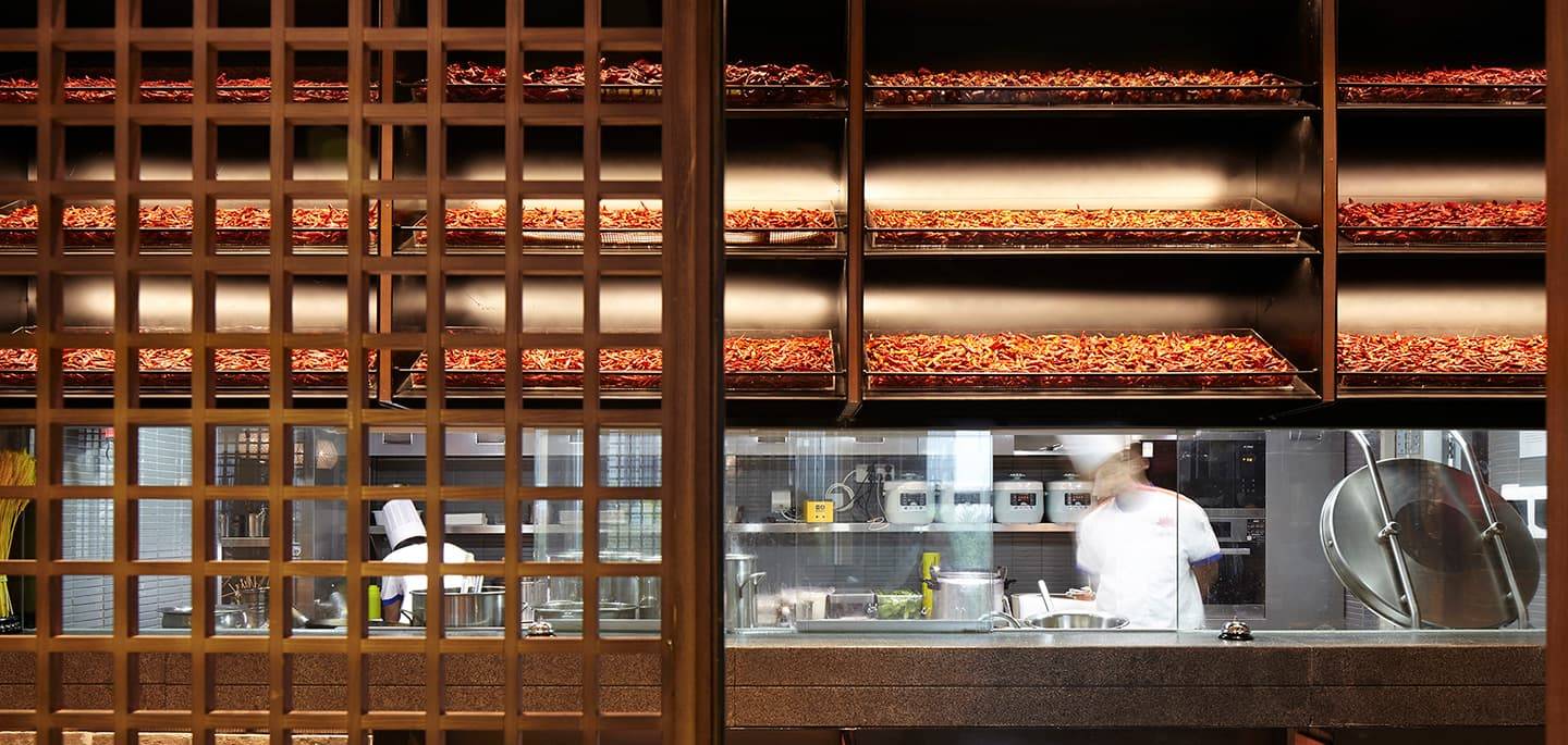 Бар  в еклектичному стилі