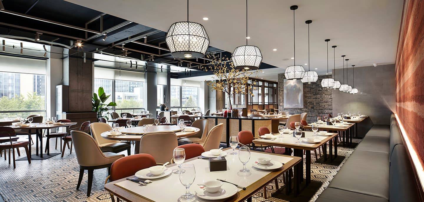 Бар  в еклектичному стилі