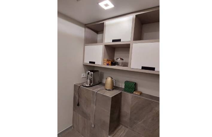 Two-level office in Prorizna street