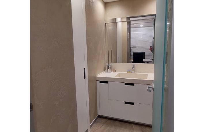 Two-level office in Prorizna street